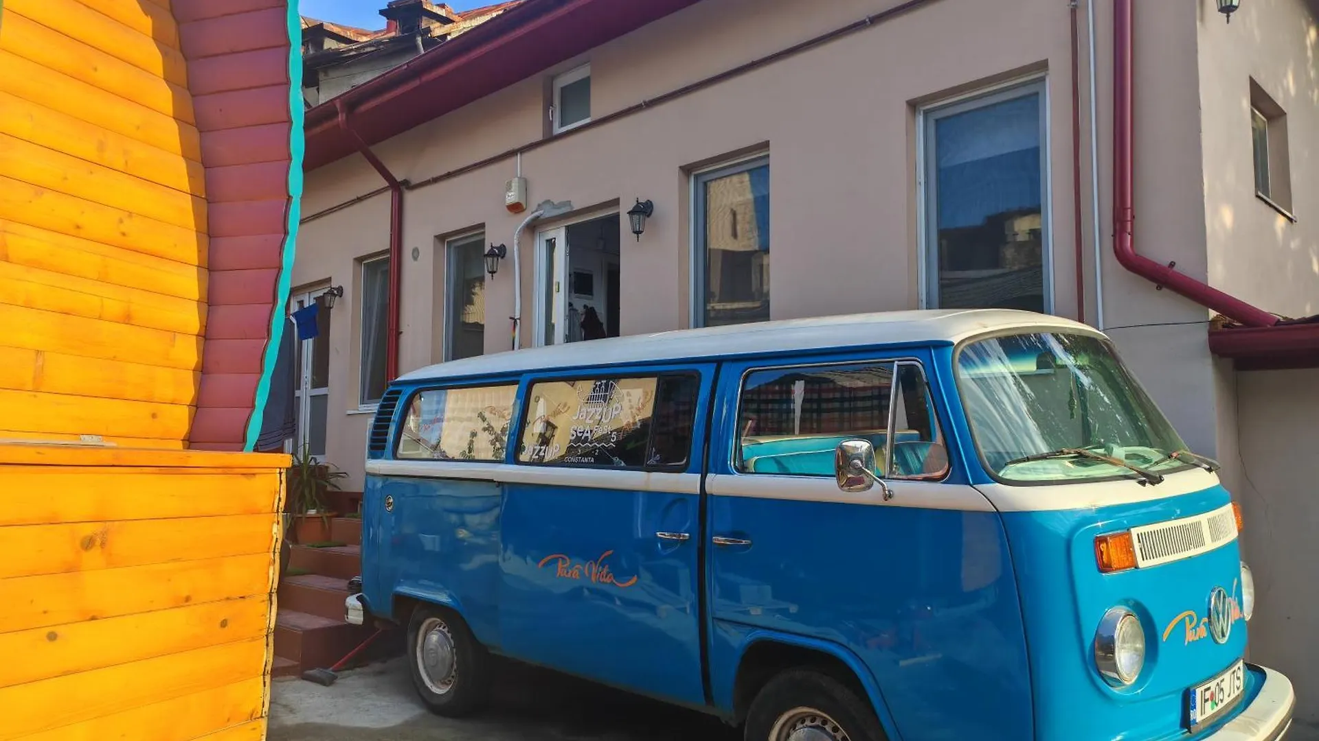 ゲストハウス Downtown Tiny Houses Near Cismigiu Gardens ブカレスト