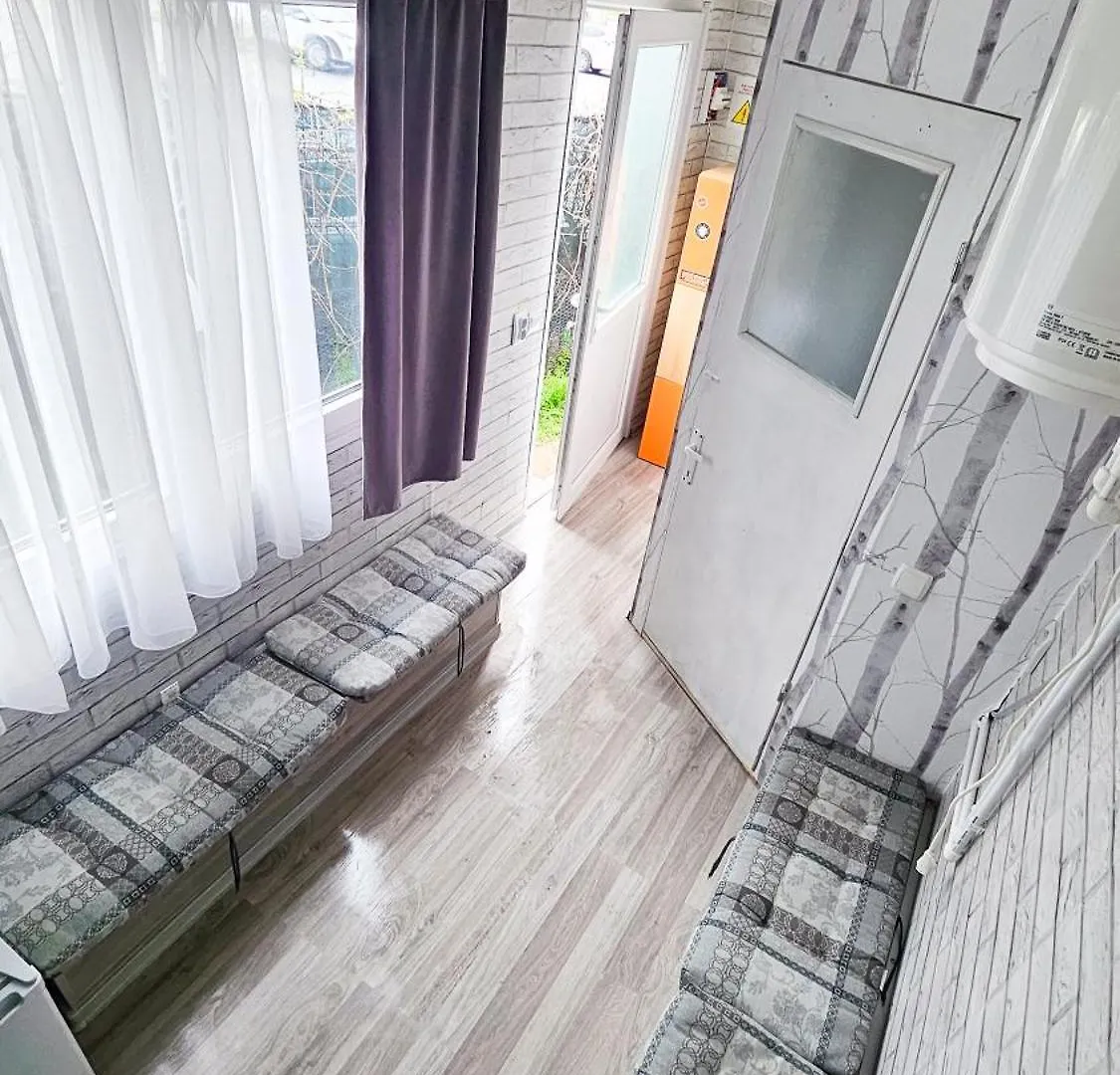 Downtown Tiny Houses Near Cismigiu Gardens ブカレスト ゲストハウス