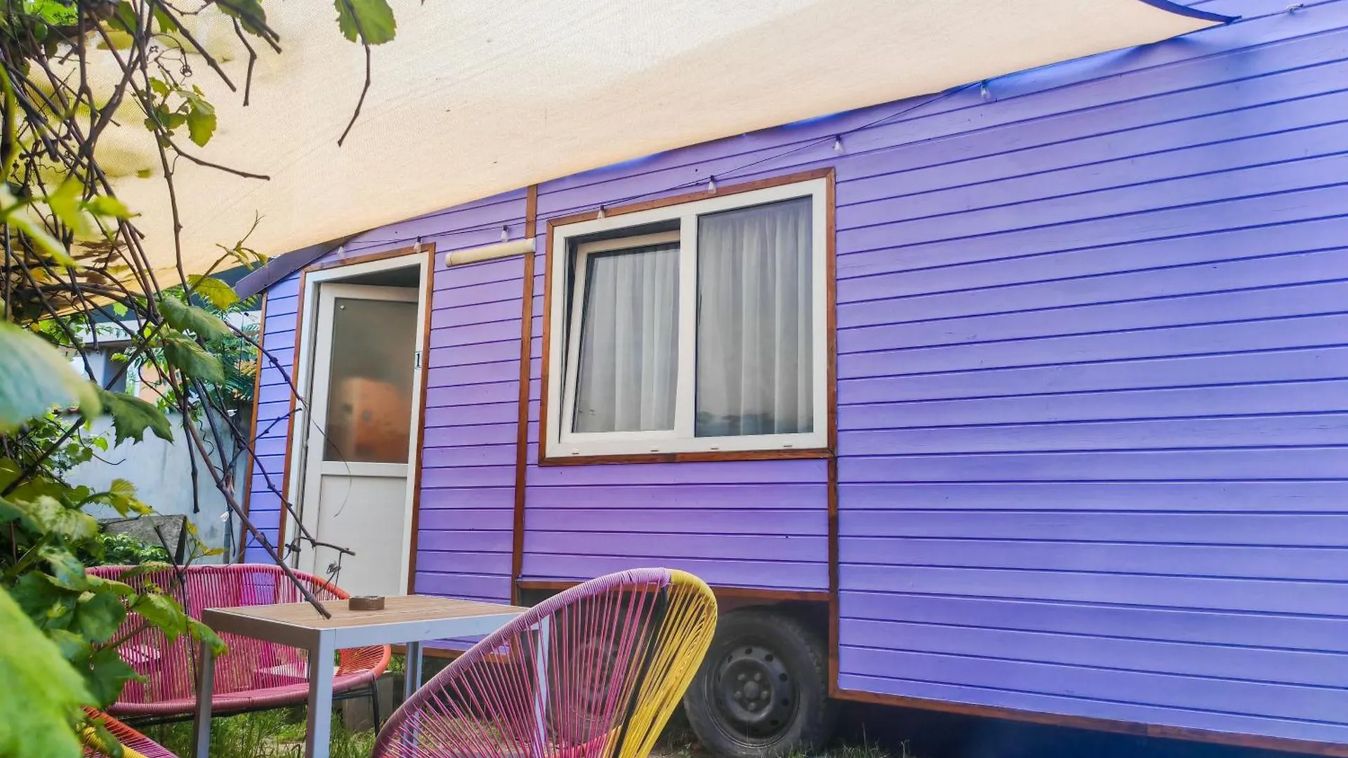 Downtown Tiny Houses Near Cismigiu Gardens ブカレスト